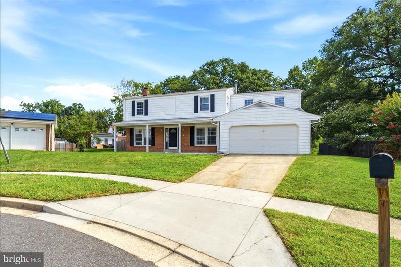 5400 Virginia Ct, Oxon Hill, MD 20745