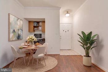 19608 Galway Bay Cir #303, Germantown, MD 20874