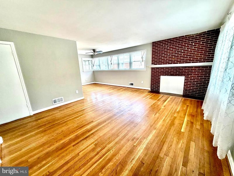 10128 Dallas Ave, Silver Spring, MD 20901