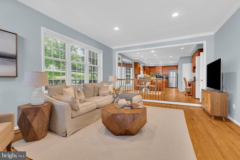 9205 Armetale Ct, Fairfax Station, VA 22039