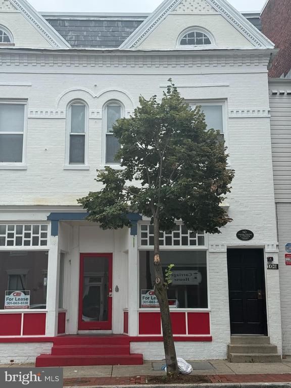 106 S Market St #8, Frederick, MD 21701