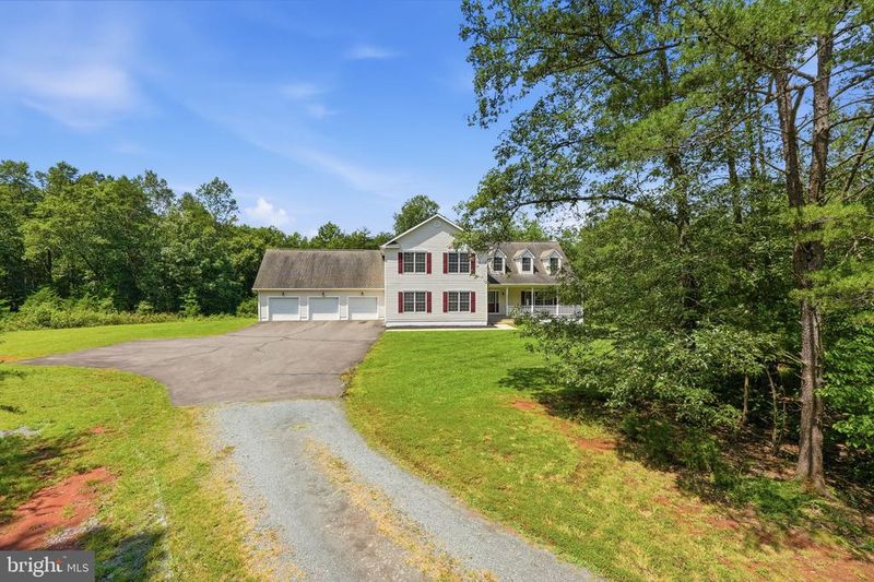 13956 Aden Rd, Nokesville, VA 20181
