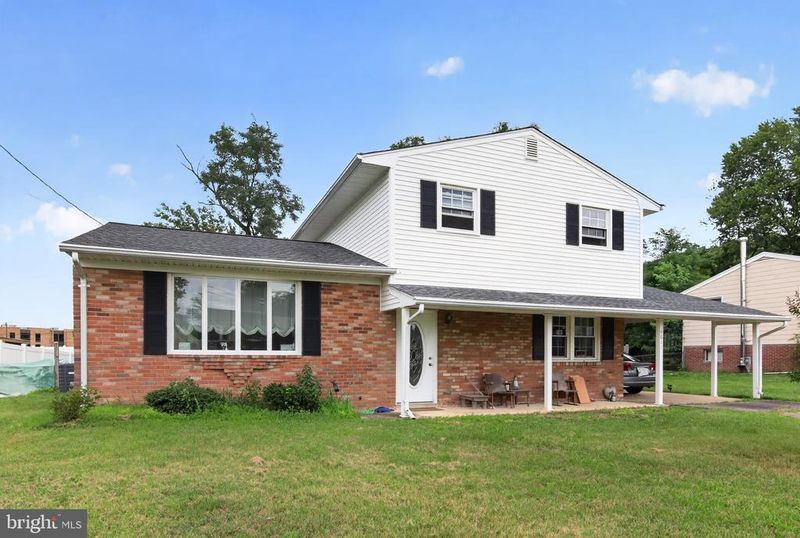 4021 Dominion Dr, Dumfries, VA 22026