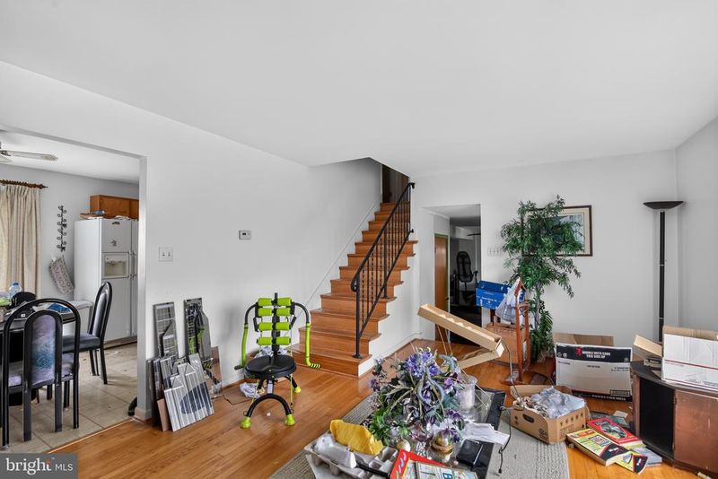 4021 Dominion Dr, Dumfries, VA 22026