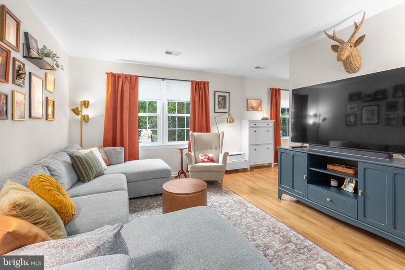 3 Evergreen Ln, Stafford, VA 22554