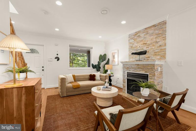 320 19th St NE, Washington, DC 20002
