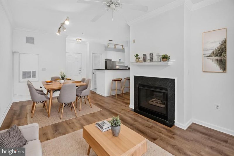 9486 Virginia Center Blvd #321, Vienna, VA 22181