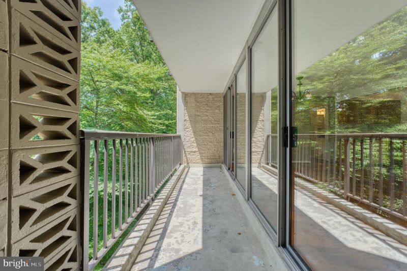 4420 Briarwood Ct N #25, Annandale, VA 22003