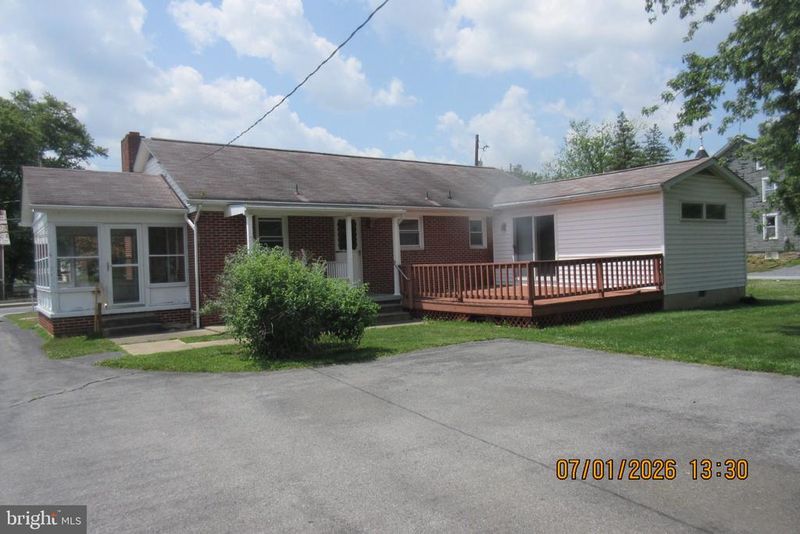 326 N Church St, Thurmont, MD 21788