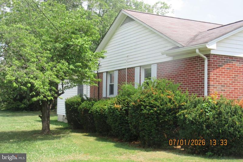 326 N Church St, Thurmont, MD 21788
