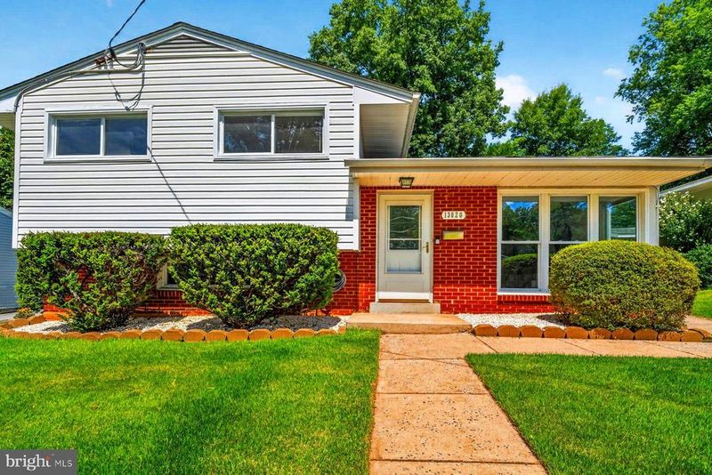 13020 Turkey Branch Pw, Rockville, MD 20853