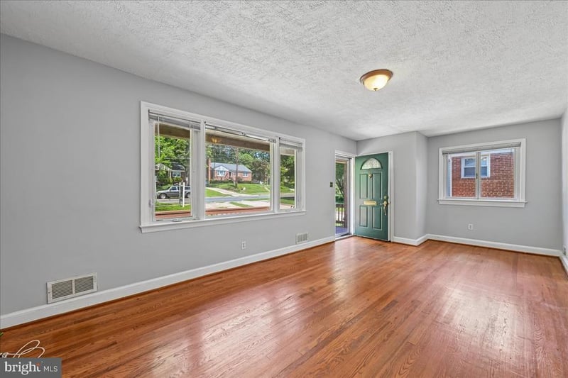 3124 Plyers Mill Rd, Kensington, MD 20895