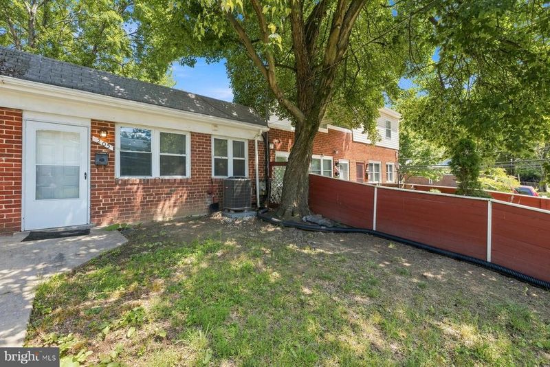 205 N Adams St, Rockville, MD 20850
