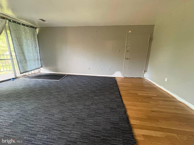 7979 Old Riggs Rd #9, Hyattsville, MD 20783