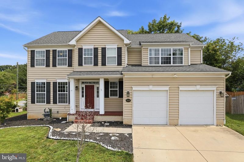 300 Catoctin Ave, Frederick, MD 21701