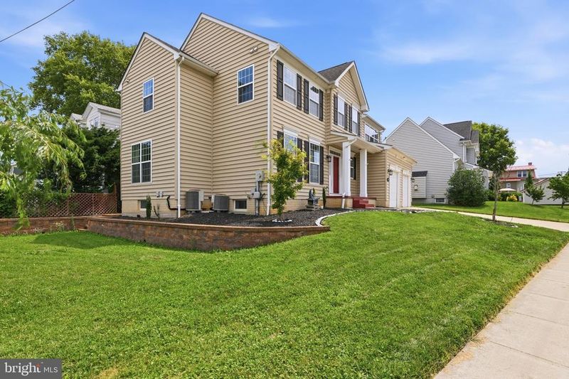 300 Catoctin Ave, Frederick, MD 21701