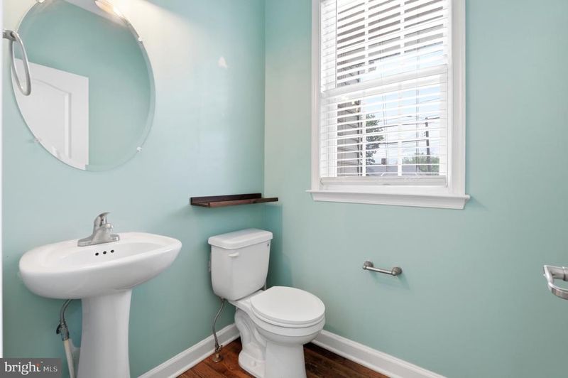 300 Catoctin Ave, Frederick, MD 21701