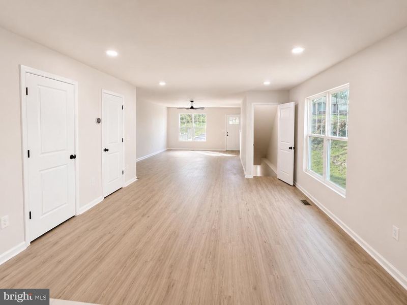 1194 Holly St, Fredericksburg, VA 22405