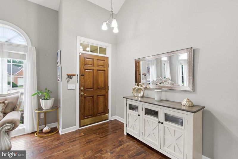 7385 Cluster House Way, Gainesville, VA 20155
