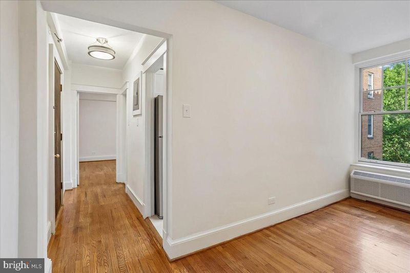 2410 20th St NW #208, Washington, DC 20009
