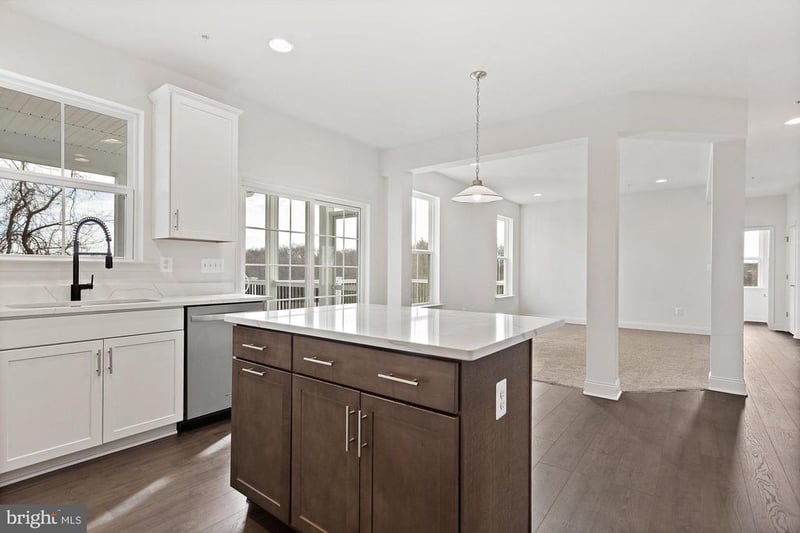 01 Jermaine Pl, Waldorf, MD 20603