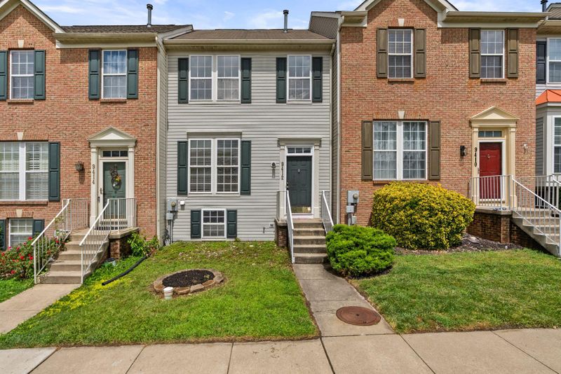 9412 Birchwood Ct W, Frederick, MD 21701