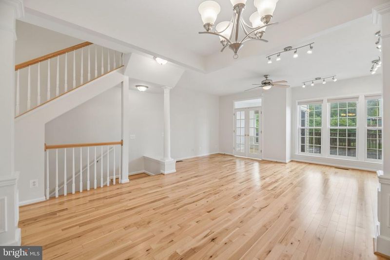 43847 Tattinger Ter, Ashburn, VA 20148