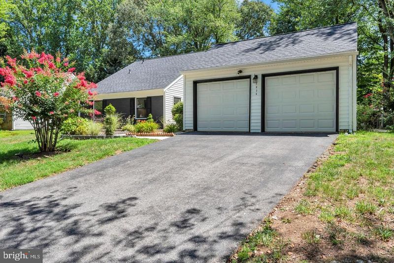 1836 Ralston Pl, Crofton, MD 21114
