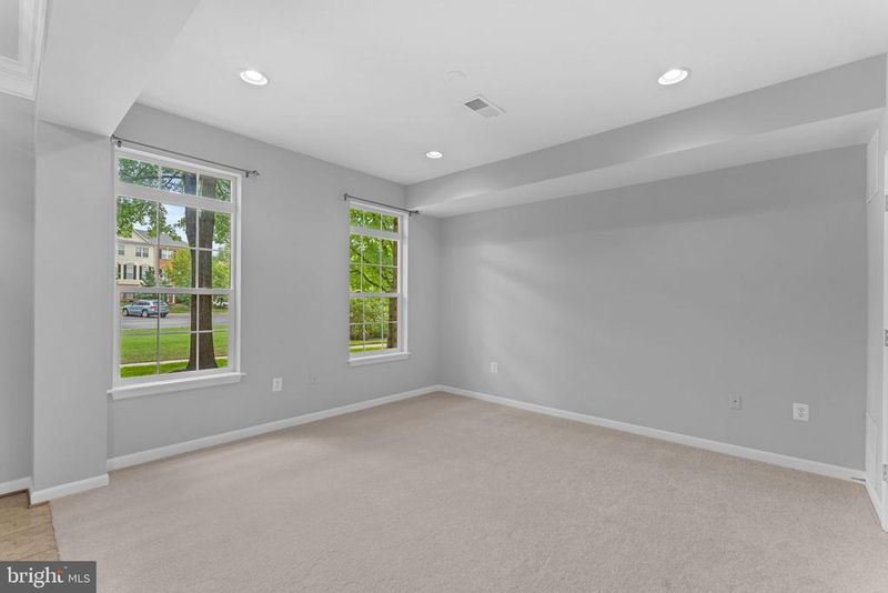 44253 Huron Ter, Ashburn, VA 20147