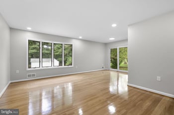 17408 Redland Rd, Rockville, MD 20855