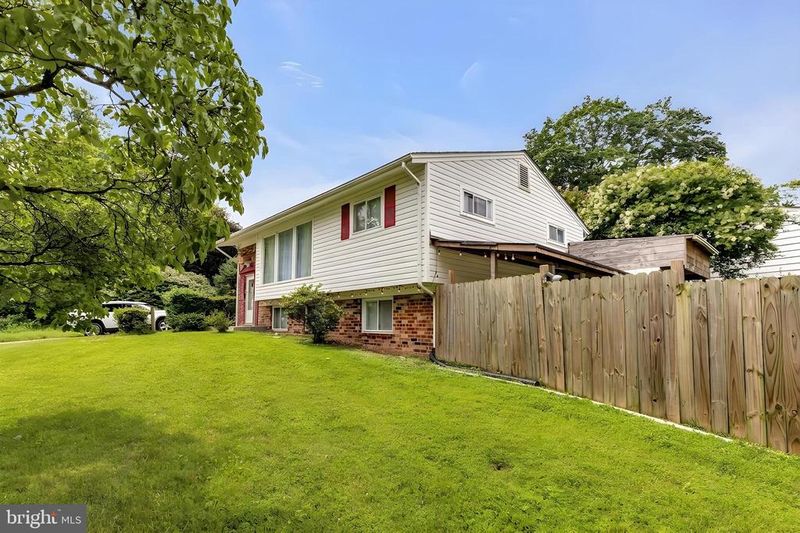 12812 Bushey Dr, Silver Spring, MD 20906