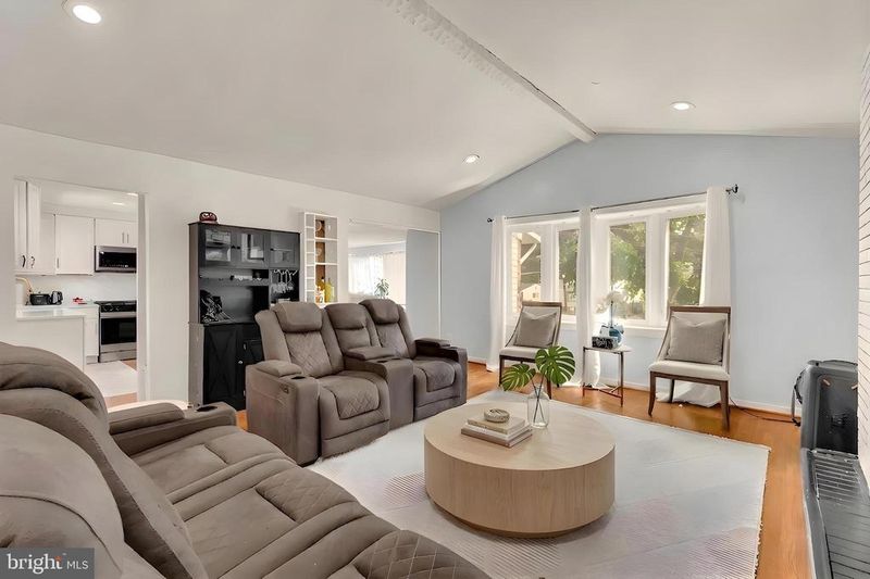 12812 Bushey Dr, Silver Spring, MD 20906