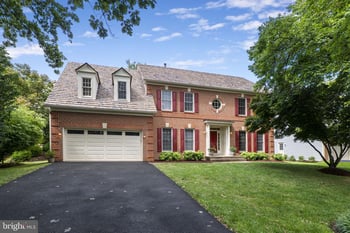 15602 Blackberry Dr, North Potomac, MD 20878