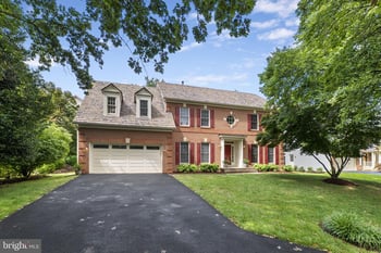15602 Blackberry Dr, North Potomac, MD 20878