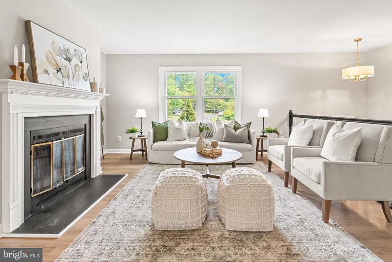 507 Williamsburg Ln, Odenton, MD 21113