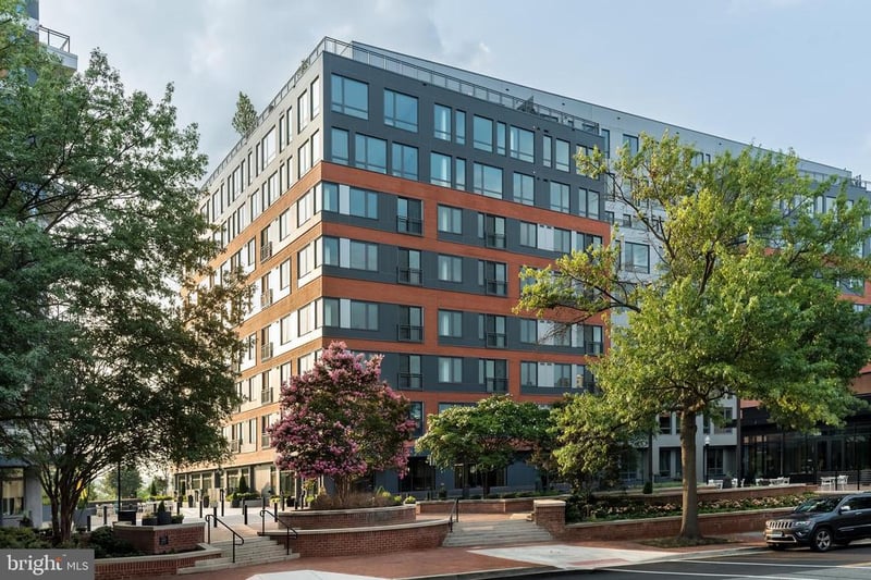 1055 N Fairfax St #815, Alexandria, VA 22314