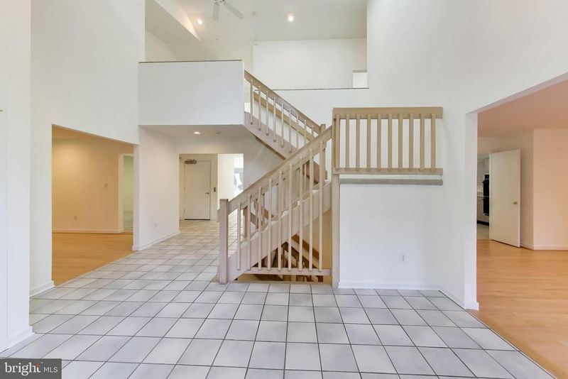 1 Monterra Ct, Rockville, MD 20850