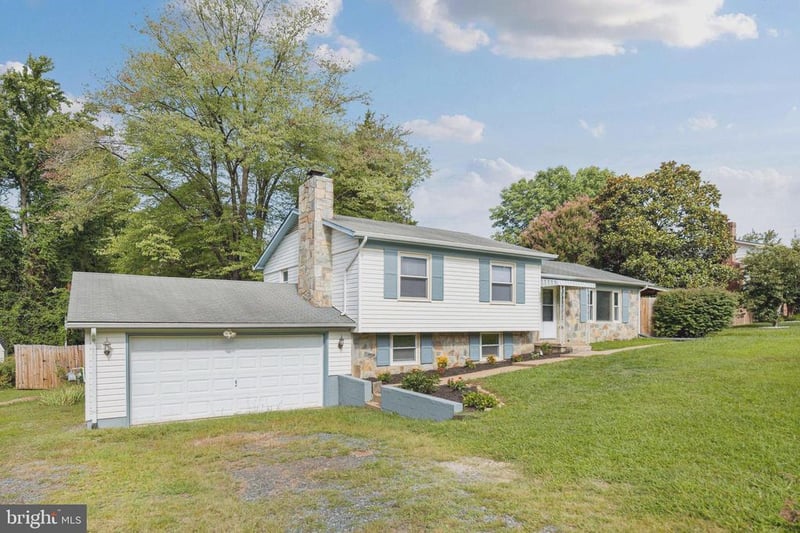 605 Payton Dr, Fredericksburg, VA 22405