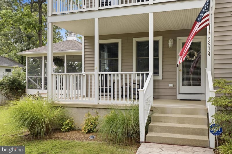 5634 Dartmouth St, Churchton, MD 20733
