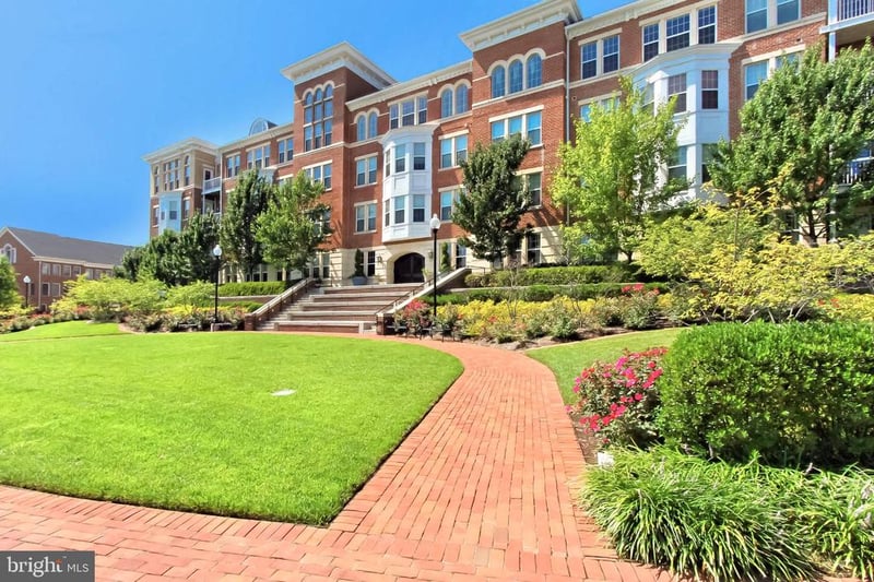 400 Cameron Station Blvd #332, Alexandria, VA 22304