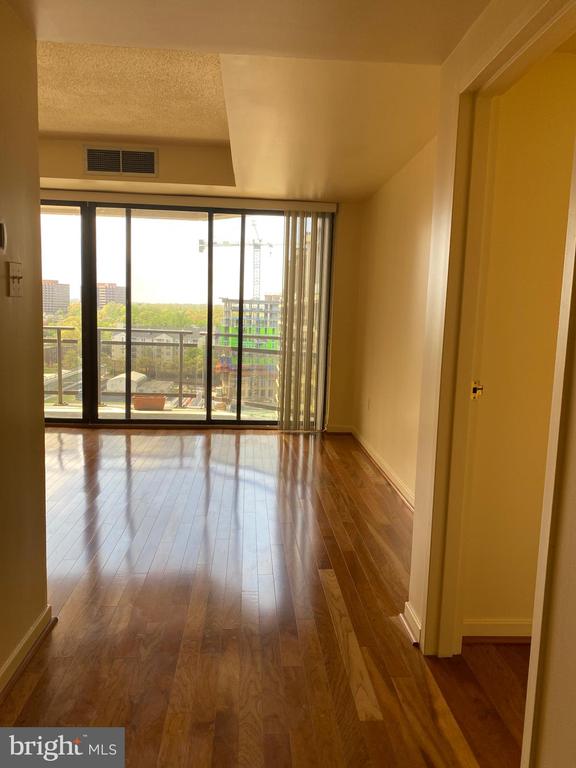1530 Key Blvd #1229, Arlington, VA 22209