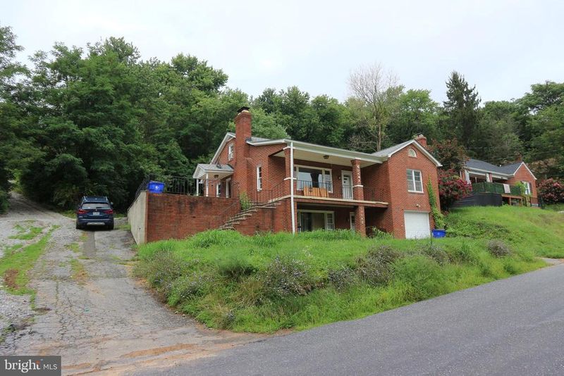 6914 Edgemont Rd #A, Frederick, MD 21702