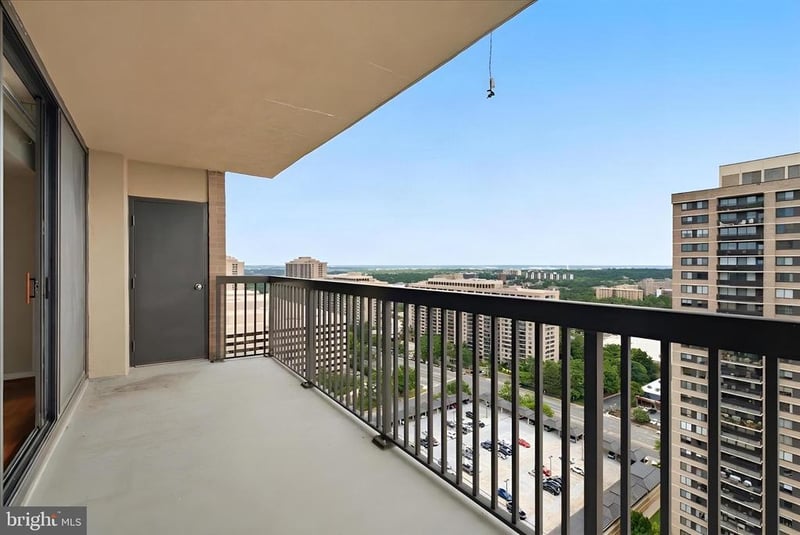 5505 Seminary Rd #2203N, Falls Church, VA 22041