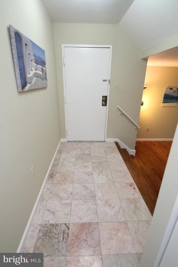 14430 Parkvale Rd #14430, Rockville, MD 20853