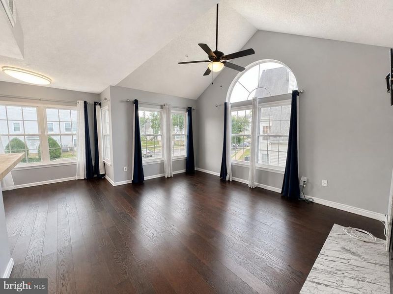 14113 Bowsprit Ln #202, Laurel, MD 20707