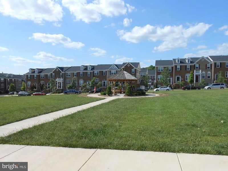 20652 Tannahill Ter, Ashburn, VA 20147