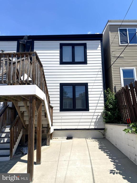 1219 Queen St NE #1, Washington, DC 20002