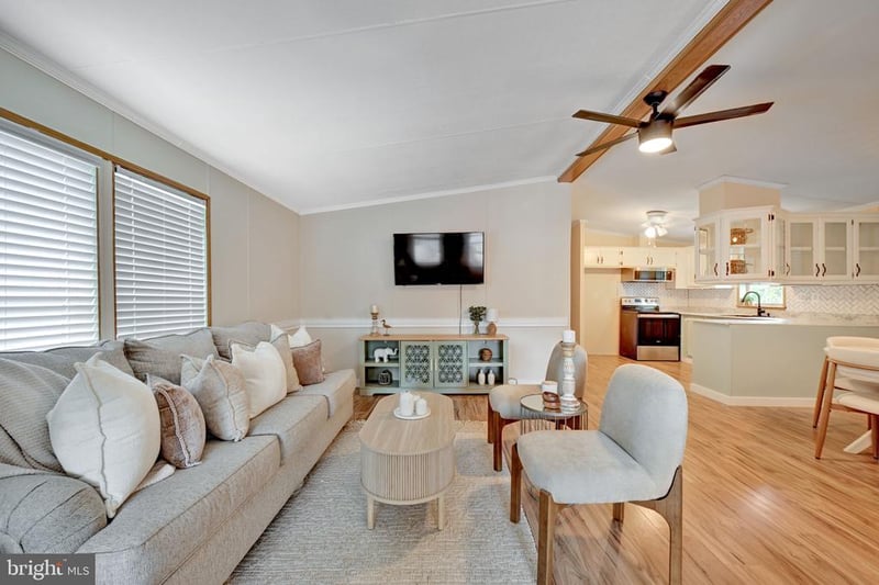 172 B Sonnys Ct, Lothian, MD 20711