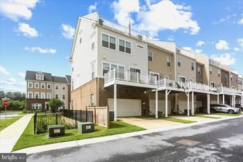 132 Quince Meadow Ave, Gaithersburg, MD 20878