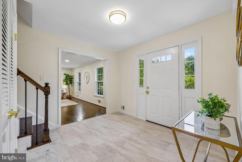 4613 Hornbeam Dr, Rockville, MD 20853